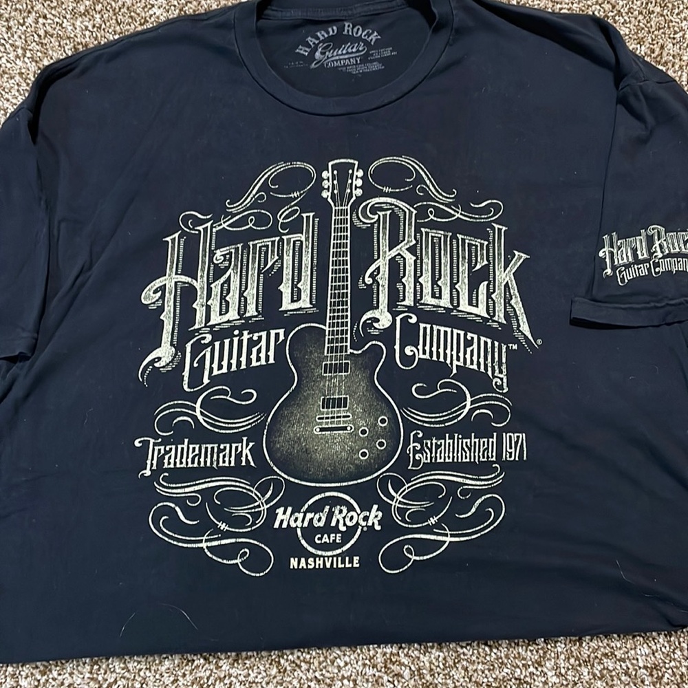 Hard Rock Guitar Company Hard Rock Cafe Nashville Tshirt XXl Young mens fit